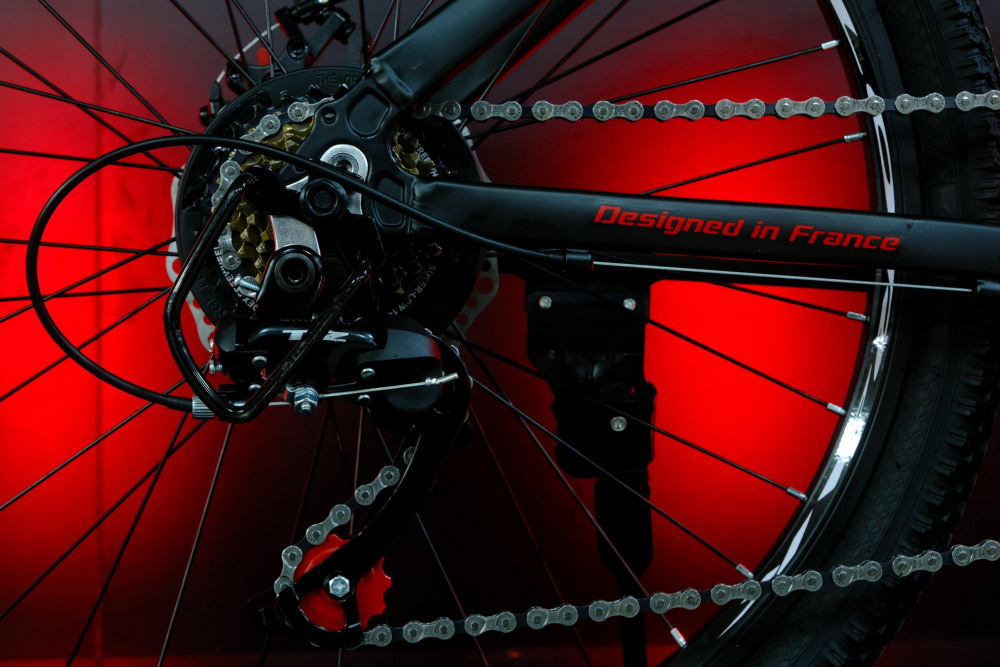 LORAK Fast 24 Матовый Чёрный/Красный