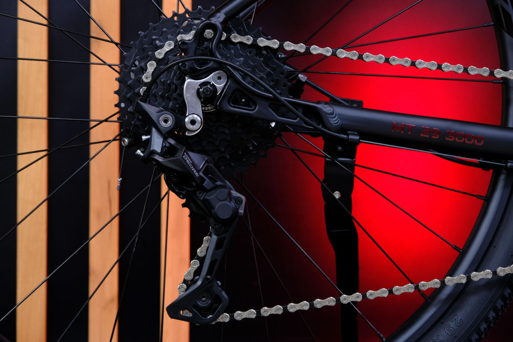 LORAK MT 29 - 3000 Матовый Чёрный/Красный рама 21 (на рост 182-195)